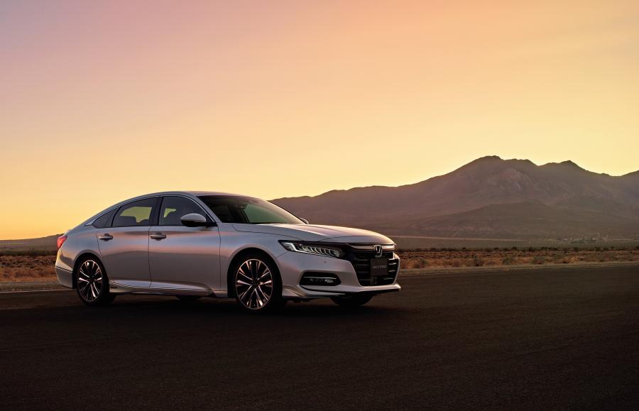  Honda Accord e:HEV (CV) 2020 года  (JP) (фото 22 из 28)